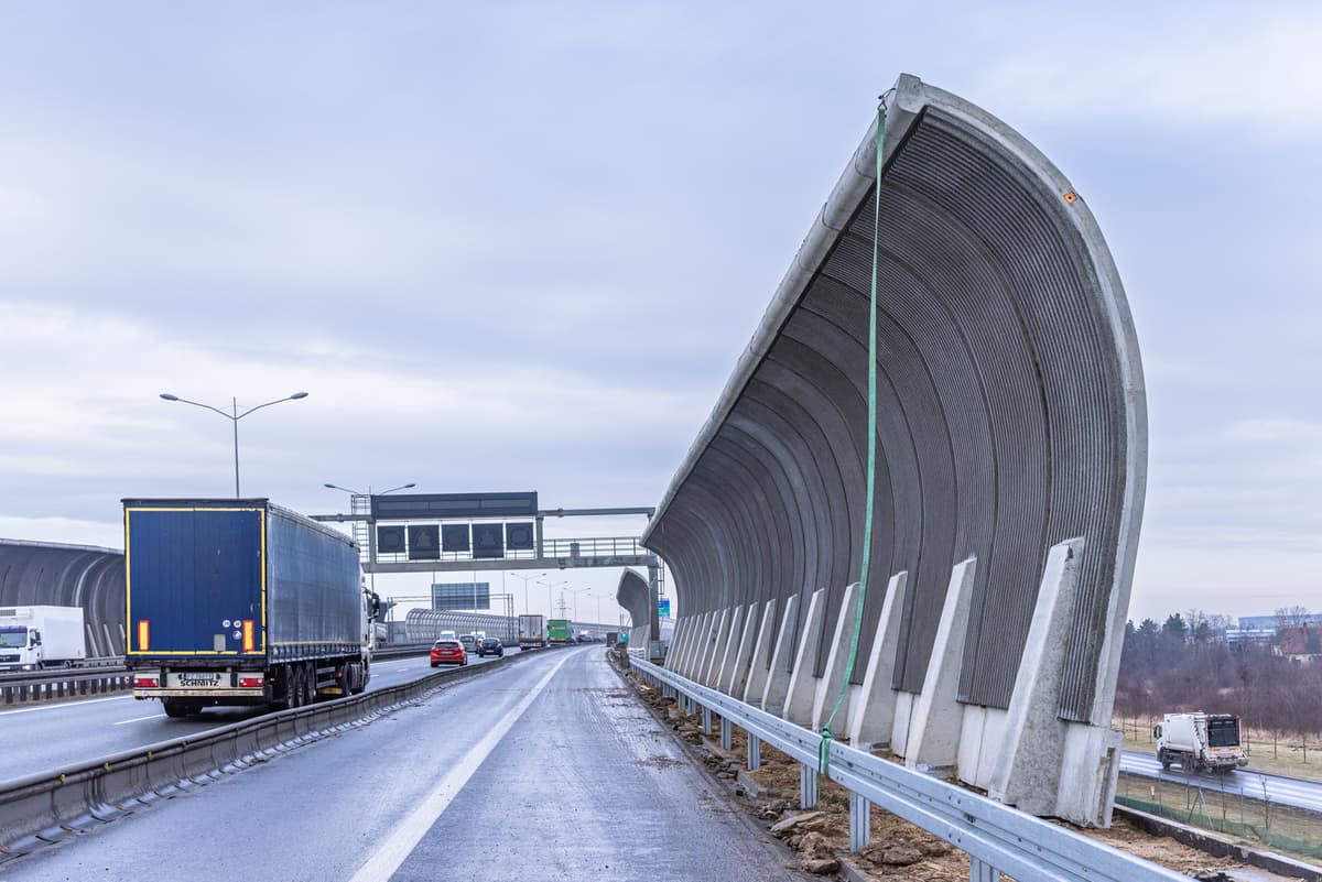 Ekrany akustyczne na autostradowej obwodnicy Wrocławia