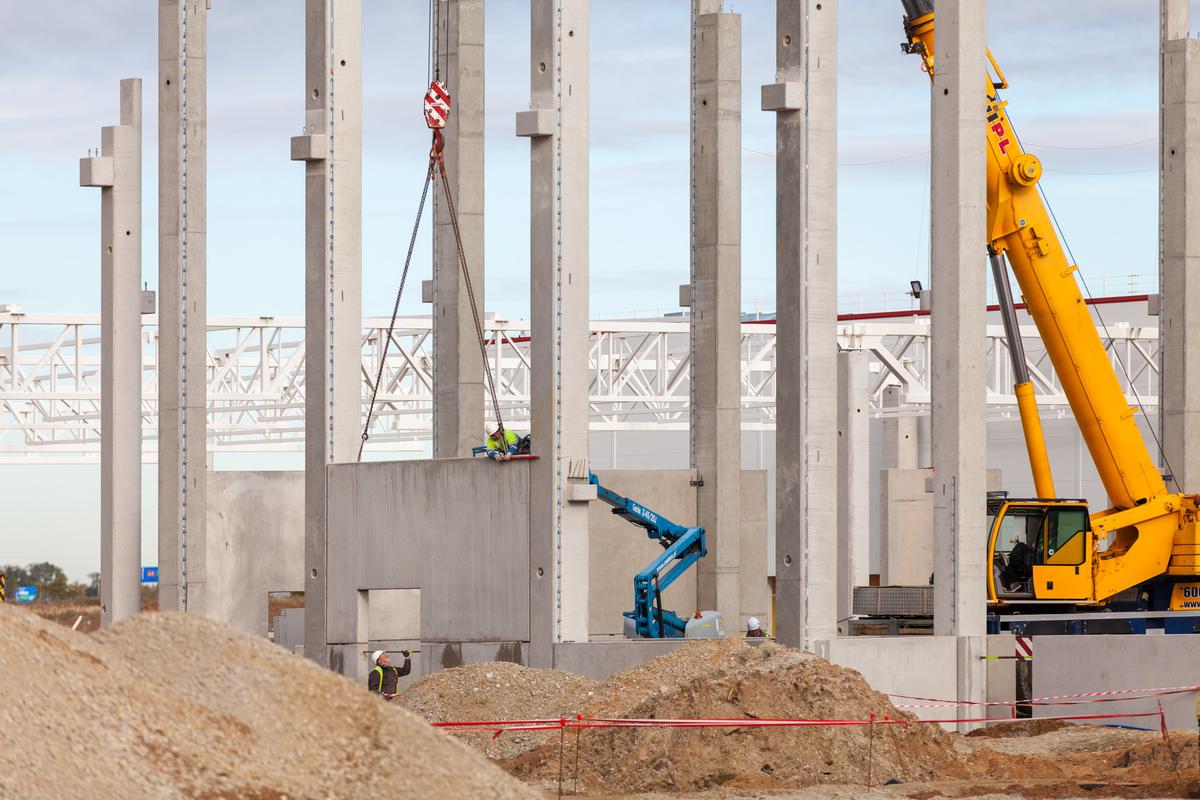 Rozbudowa zakładu produkcyjnego z wykorzystaniem prefabrykatów betonowych