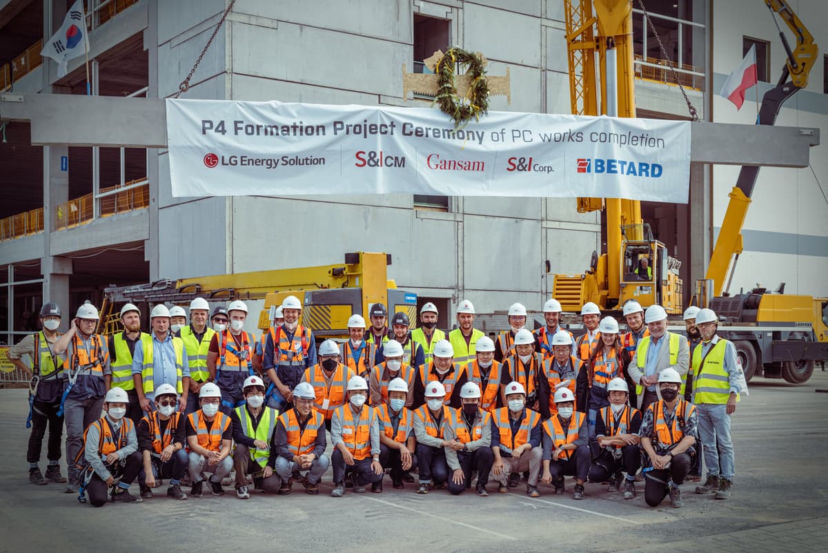 Zakończenie montażu konstrukcji prefabrykowanej – LG Energy Solution Wrocław
