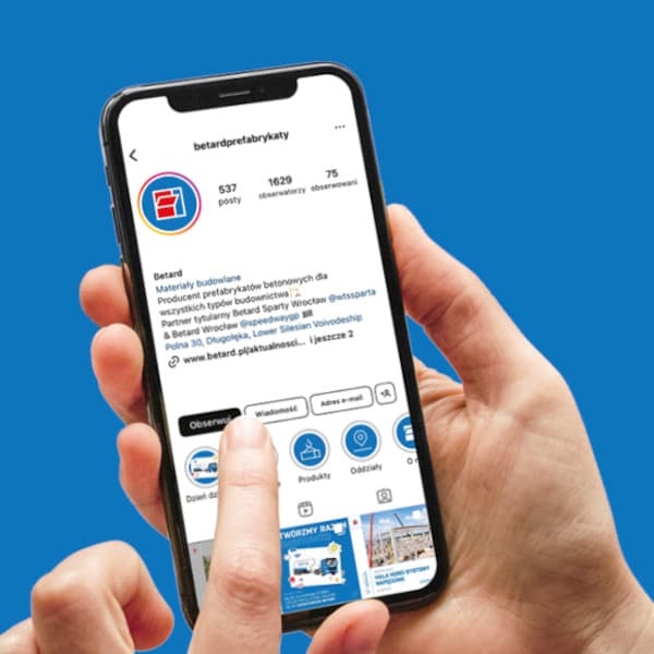Smartfon z social mediami Betard