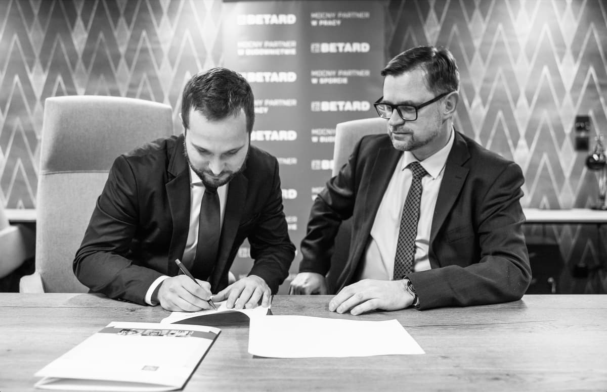Współpraca z Politechniką Wrocławską – oficjalne podpisanie umowy